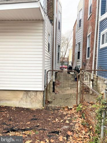 1419 61st St, Philadelphia PA 19151-4211 exterior