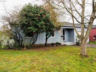 8016 Martins St, Portland OR  97206-6351 exterior