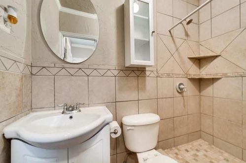 4032 Valentine St, Fort Worth TX  76107-6409 exterior