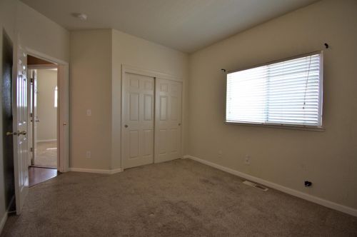 2234 Park Pl Ct, Los Banos CA 93635-5414 exterior