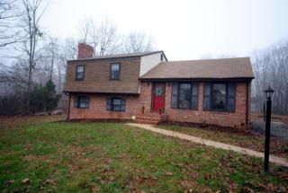 211 Minuteman Dr, Forest, VA 24551-2724