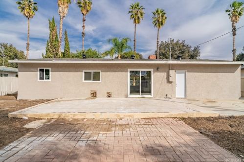 4082 Overland St, Riverside CA  92503-4071 exterior