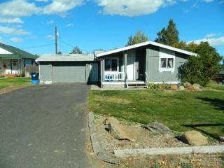 2209 Xero Ln, Eagle Crest, OR 97756-8886