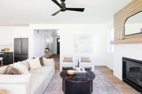 3240 Pearl St, Englewood CO  80113-2712 exterior