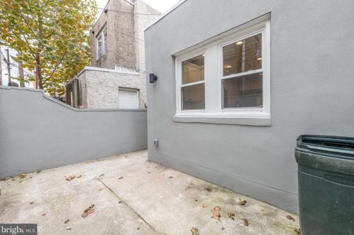 1621 10th St, Philadelphia PA 19148-1132 exterior