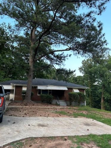 2898 Gresham Rd, Atlanta, GA 30316-4304