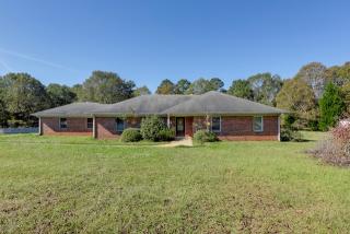 114 Bob White Run, Jackson, GA 30233-5463