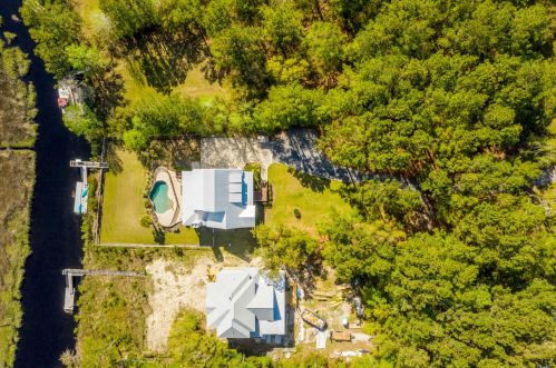 7539 Ladys Secret Ln, Awendaw SC  29429-4956 exterior
