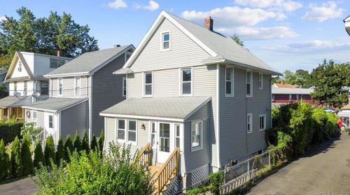 9 Lawrence St, Norwalk, CT 06854-4502