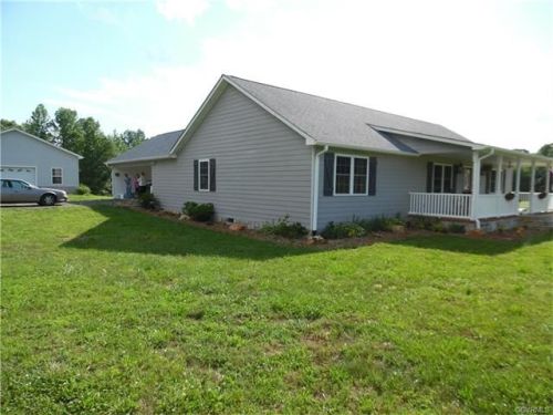 134 Cedar Ln, Kenbridge, VA 23944-3920