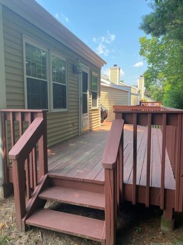 534 Farms Ter, Southington CT  06489-3456 exterior