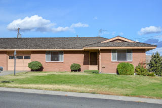 625 Estee Ct, Yakima, WA 98908-2628