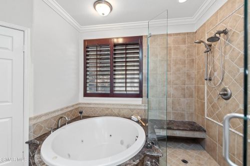 531 Granite Hl St, Simi Valley CA 93065-0608 exterior