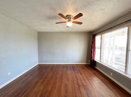 2612 Roseland St, Fort Worth TX  76103-3413 exterior