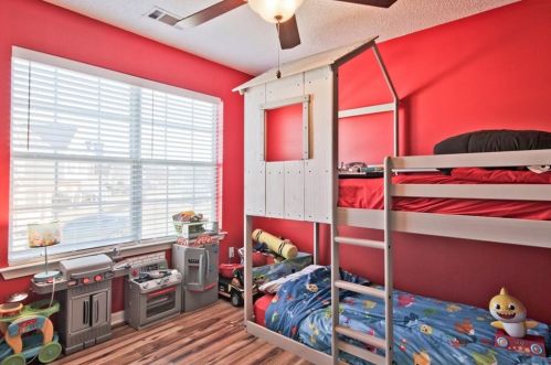 5985 Waggoner Ct, Rex GA  30273-5206 exterior