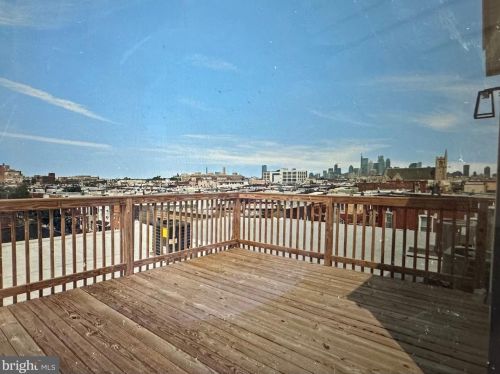 2403 11 St, Philadelphia PA  19147-1901 exterior