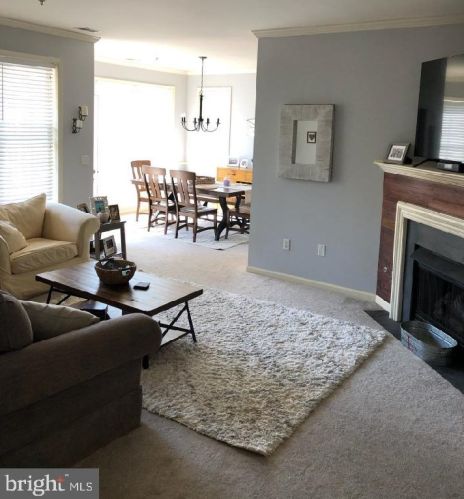 20 Kyle Way, Trenton NJ  08628-2516 exterior