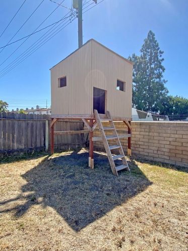 11868 Poes St, Anaheim CA  92804-6780 exterior