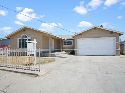 250 Clifford Ave, Turlock, CA 95380-4630