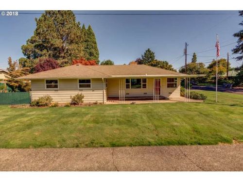 691 16th St, Mcminnville, OR 97128-2811