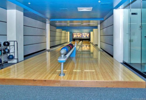 1212 Nuuanu Ave, Honolulu HI  96817-4021 exterior