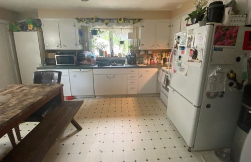 35 Forest St, Dover NH  03820-3221 exterior