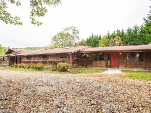 837 Old Highway 64, Etowah, NC 28729-7712