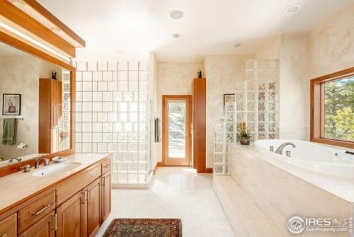 6138 Sunshine Canyon Dr, Boulder CO  80302-9719 exterior