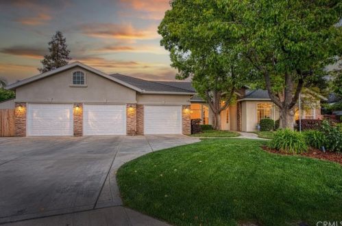 2645 Holly Ave, Clovis, CA 93611-6504