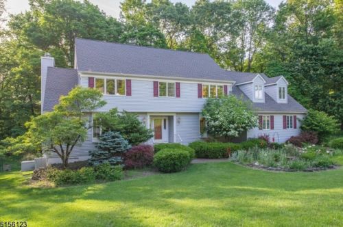 26 Cider Mill Ln, Port Murray, NJ 07865-3202
