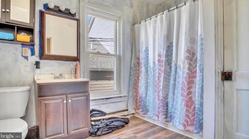 309 High St, Hanover PA  17331-2302 exterior