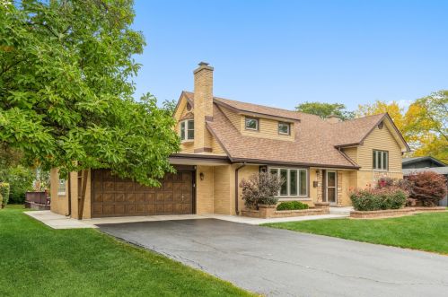 624 Burns Ave, Homewood IL  60422-1102 exterior