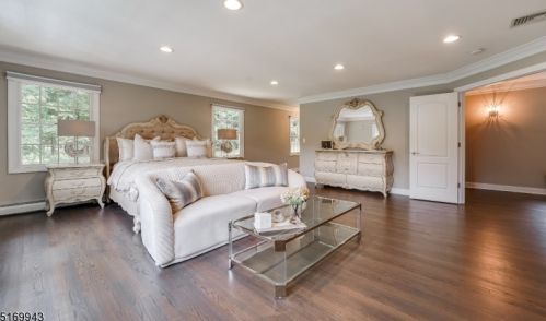 77 Pleasant Hill Rd, Dover NJ  07869-3568 exterior
