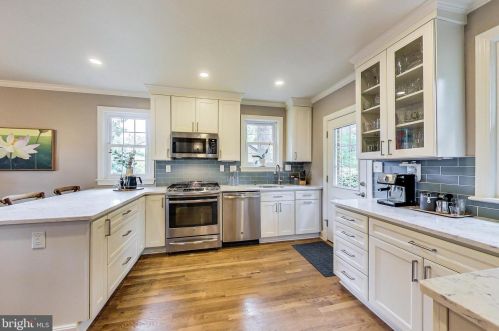 610 Ellsworth Dr, Silver Spring MD 20910-4301 exterior