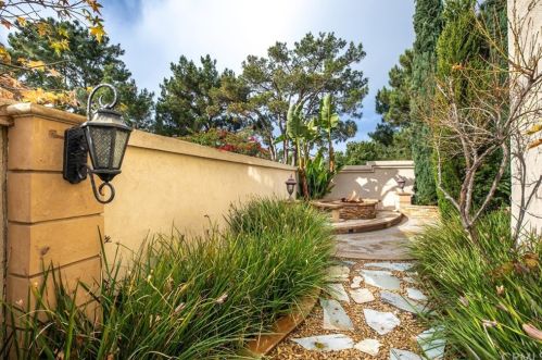 1 Salina, Irvine CA  92614-5388 exterior