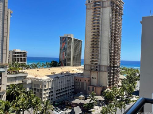 1860 Ala Moana Blvd, Honolulu HI  96815-1602 exterior