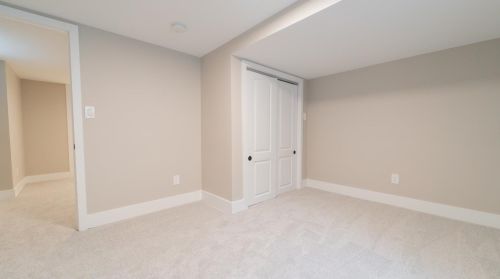 1135 Tulip Ln, Hammond IN  46321-3022 exterior