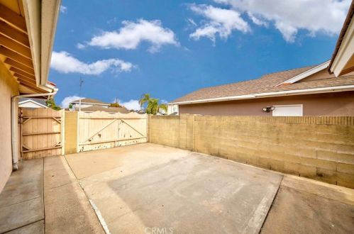 9313 Ethel St, Cypress CA 90630-2815 exterior