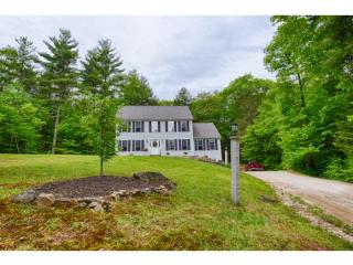 44 Barberry Ln, Barrington, NH 03884-6801