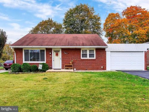 80 George St, York, PA 17401-1214