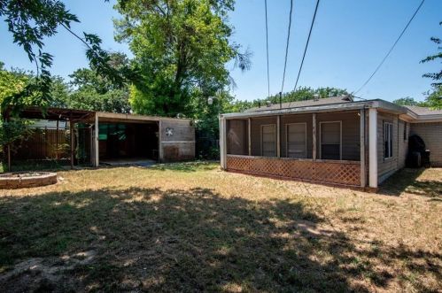 4008 Caddo Trl, Fort Worth TX  76135-2807 exterior