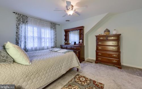 2078 Jarvis Rd, Lancaster PA  17601-6026 exterior