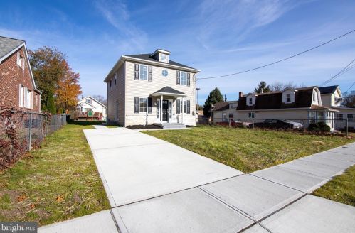 1277 Highview Ave, Roebling, NJ 08554-1604