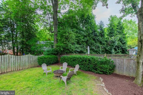 9301 Mintwood St, Silver Spring MD 20901-3523 exterior