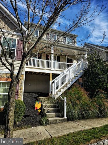 319 Wendover Way, Lancaster, PA 17603-9223