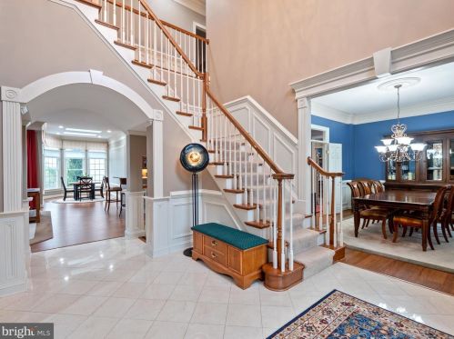 9183 Marovelli Forest Dr, Lorton, VA 22079-3452
