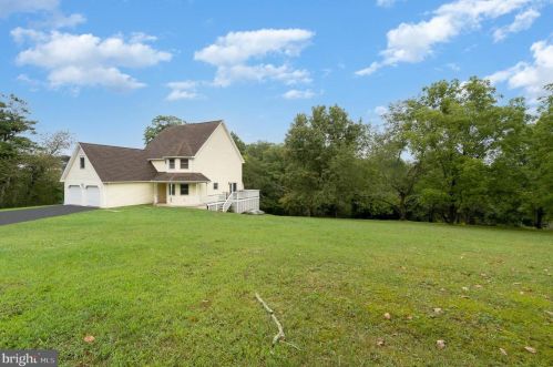 147 Huggins Rd, Duncannon, PA 17020-7028