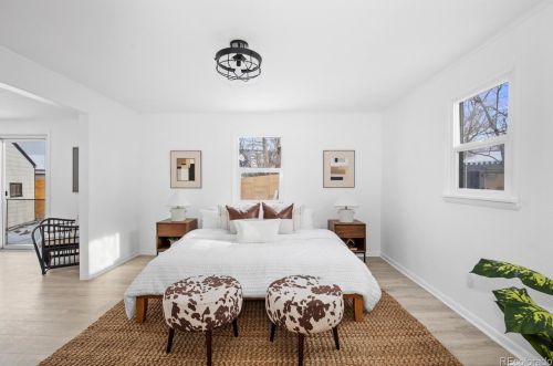 2600 Knox Ct, Denver CO  80219-5841 exterior