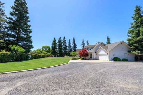 4725 Morrow Rd, Modesto, CA 95356-9732