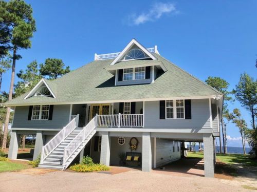 542 Sandy Point Dr, Cape Lookout National Seasho, NC 28516-9507